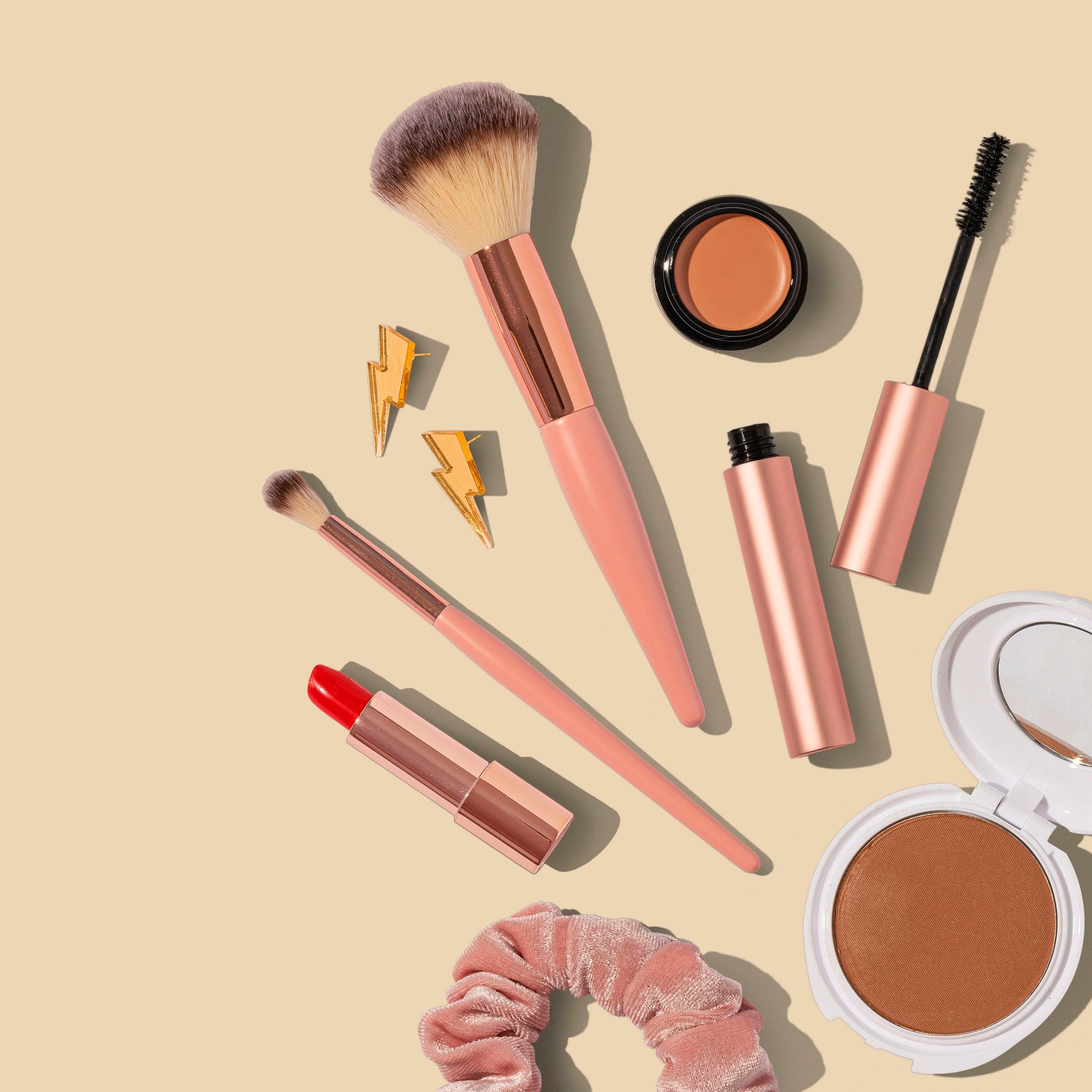 Velvet Blend Brush in Espresso Handle. Set of soft makeup brushes