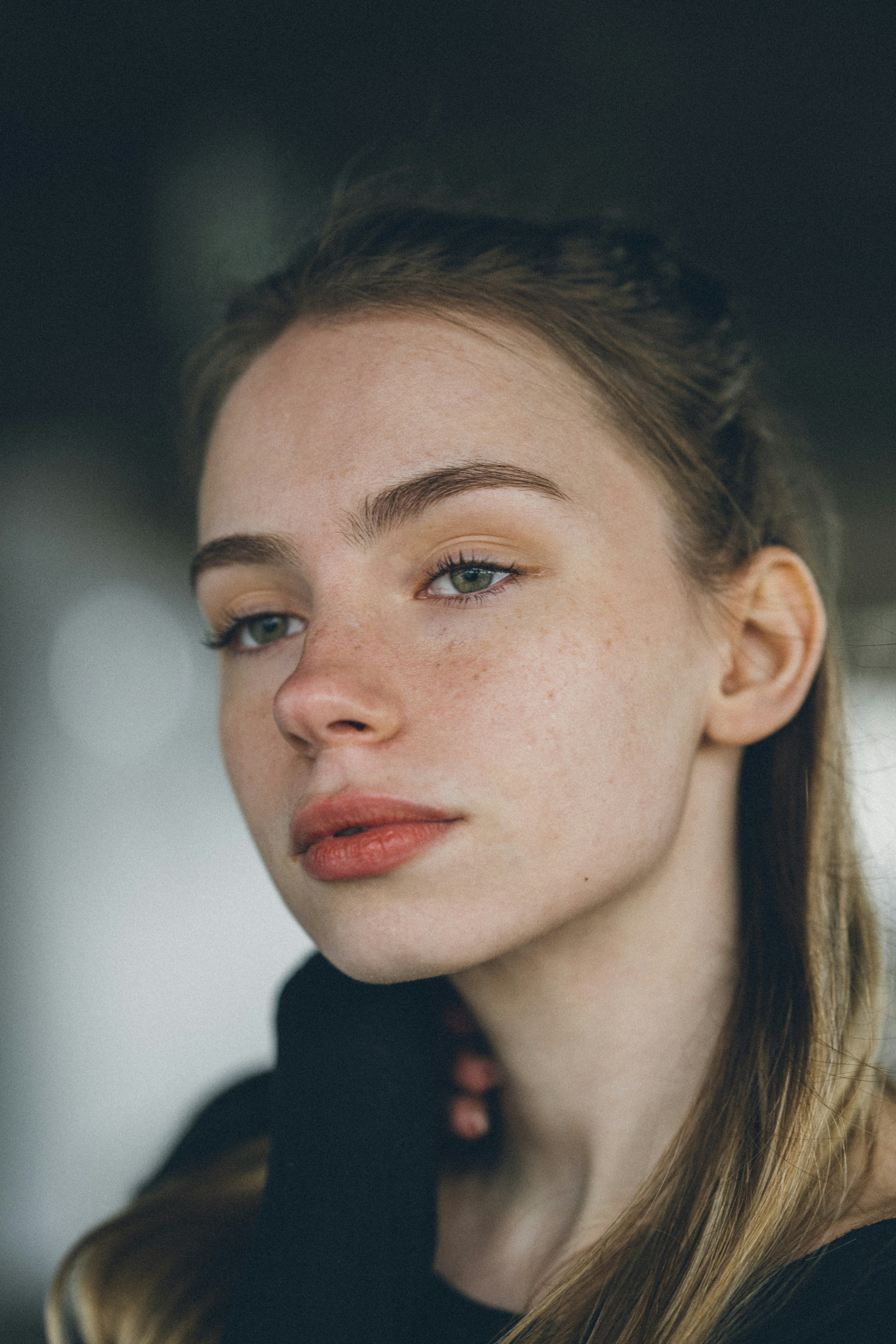 Natural portrait with soft makeup